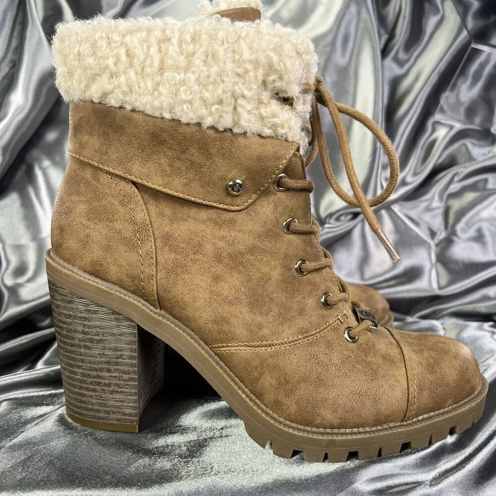 GBG G by Guess Boots Women Sz 9.5 M Brown 4” Heel Lace Up Chunky Lug Fur Booties